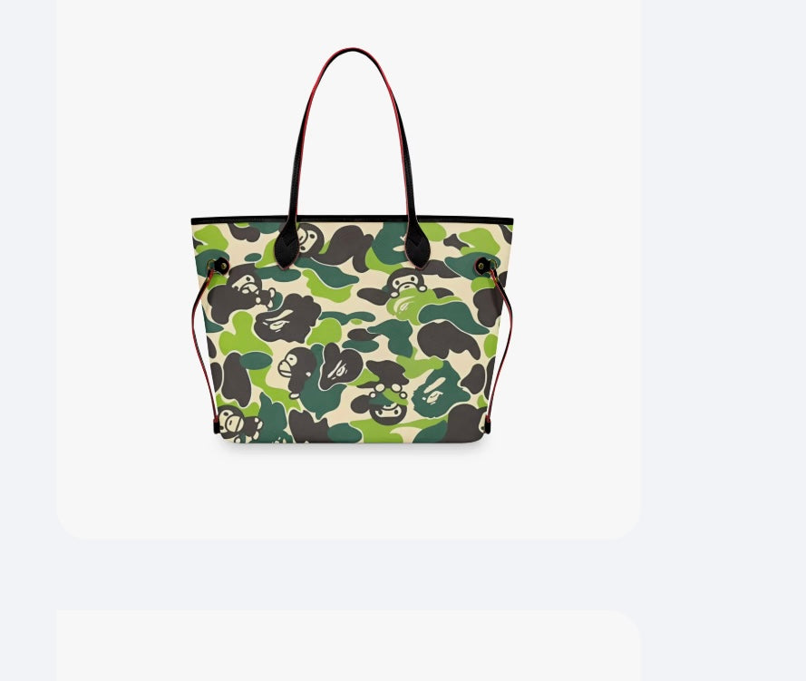 Green forest tote ( PRE ORDER)