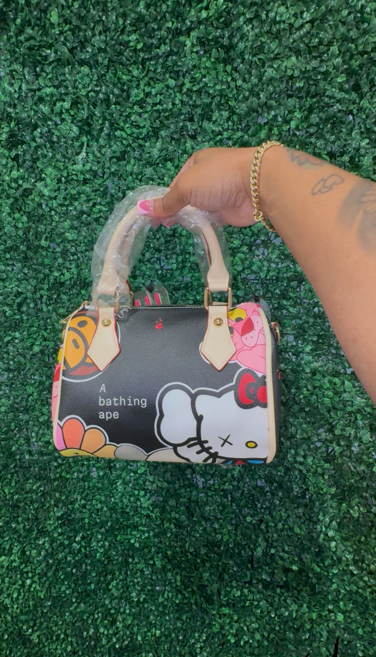 HK & Friends Mini